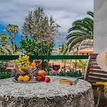 Апартаменты Cozy - 150 Meters From The Beach, Free Wi-fi