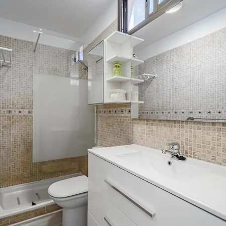 Cozy - 150 Meters From The Beach, Free Wi-fi