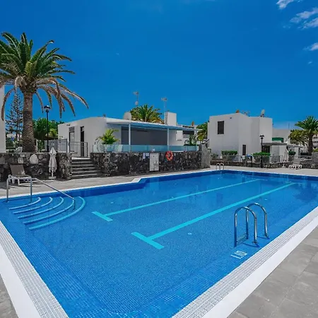 Cozy - 150 Meters From The Beach, Free Wi-fi Апартаменты