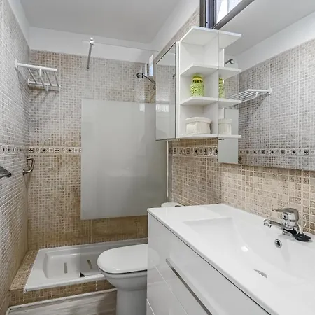 Cozy - 150 Meters From The Beach, Free Wi-fi * Playa de las Americas (Tenerife)