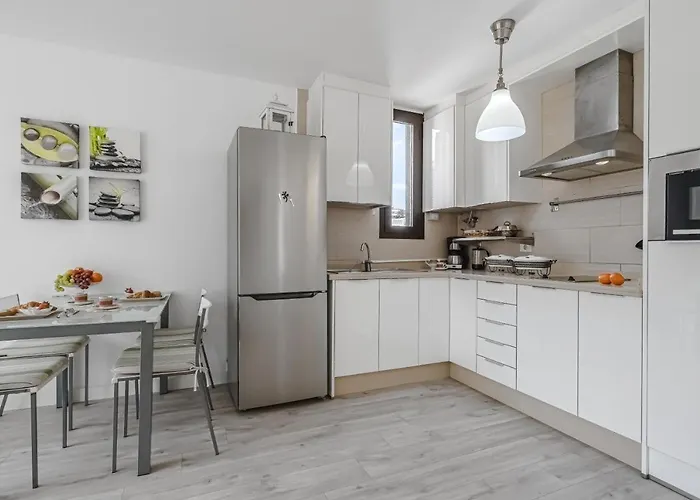 Cozy - 150 Meters From The Beach, Free Wi-fi Плая-де-лас-Америкас